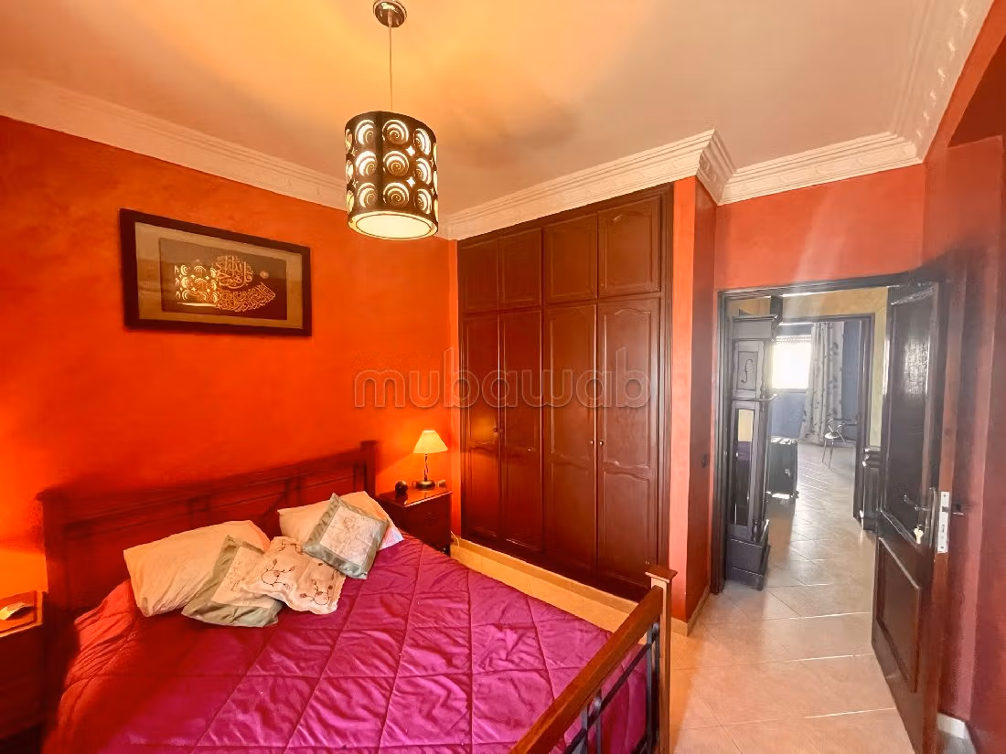 Lovely 3 bedroom apartment to buy in city center