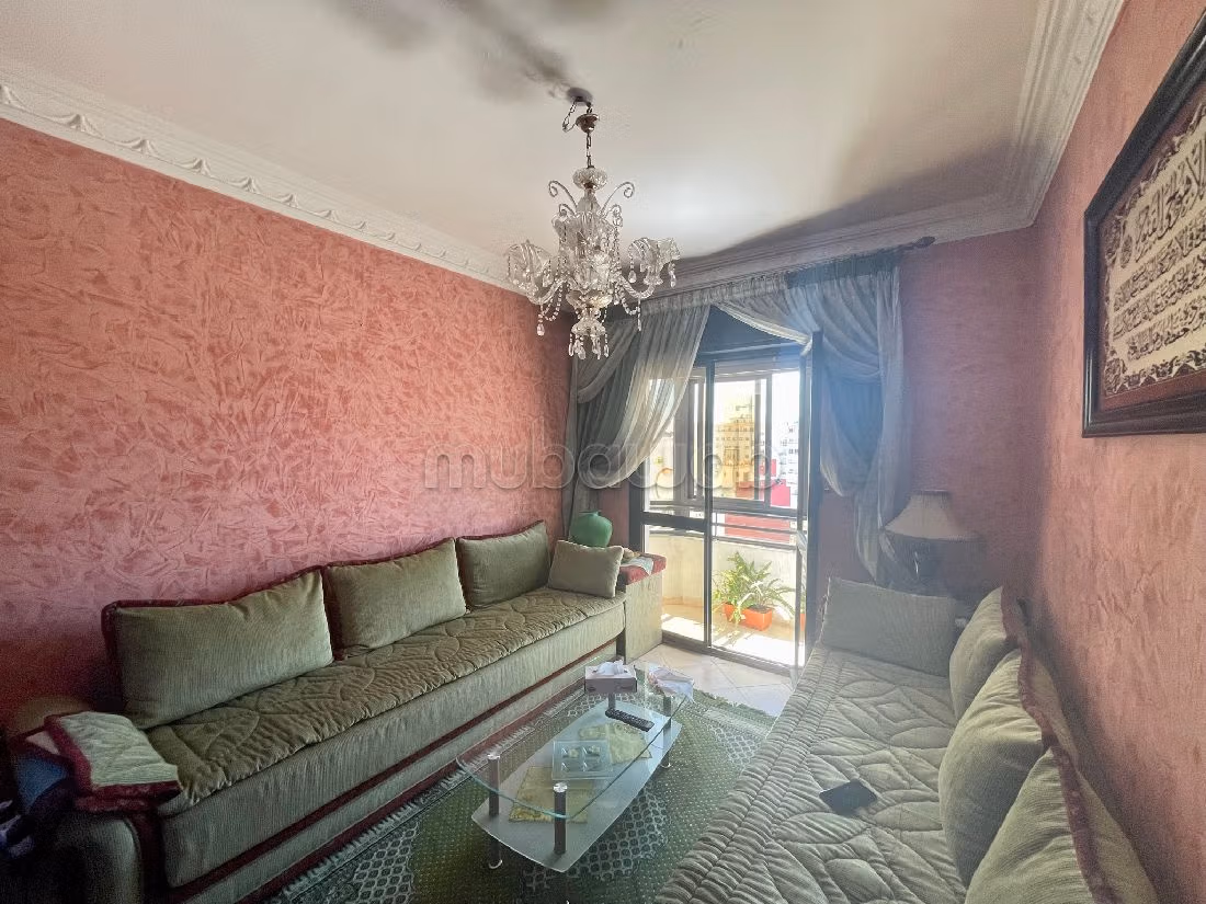 Lovely 3 bedroom apartment to buy in city center