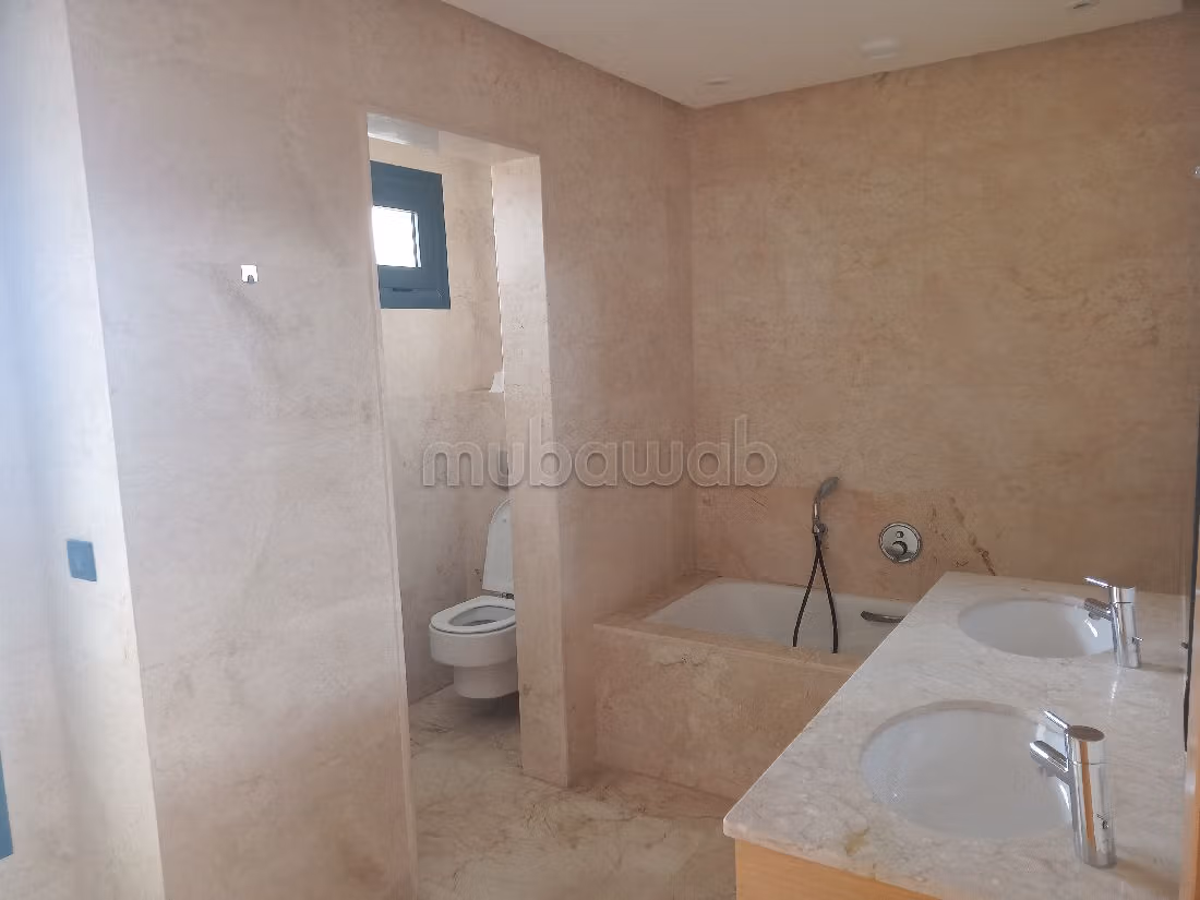 Koopappartementen in Ville Verte. Oppervlakte 170 m². Lift en terras