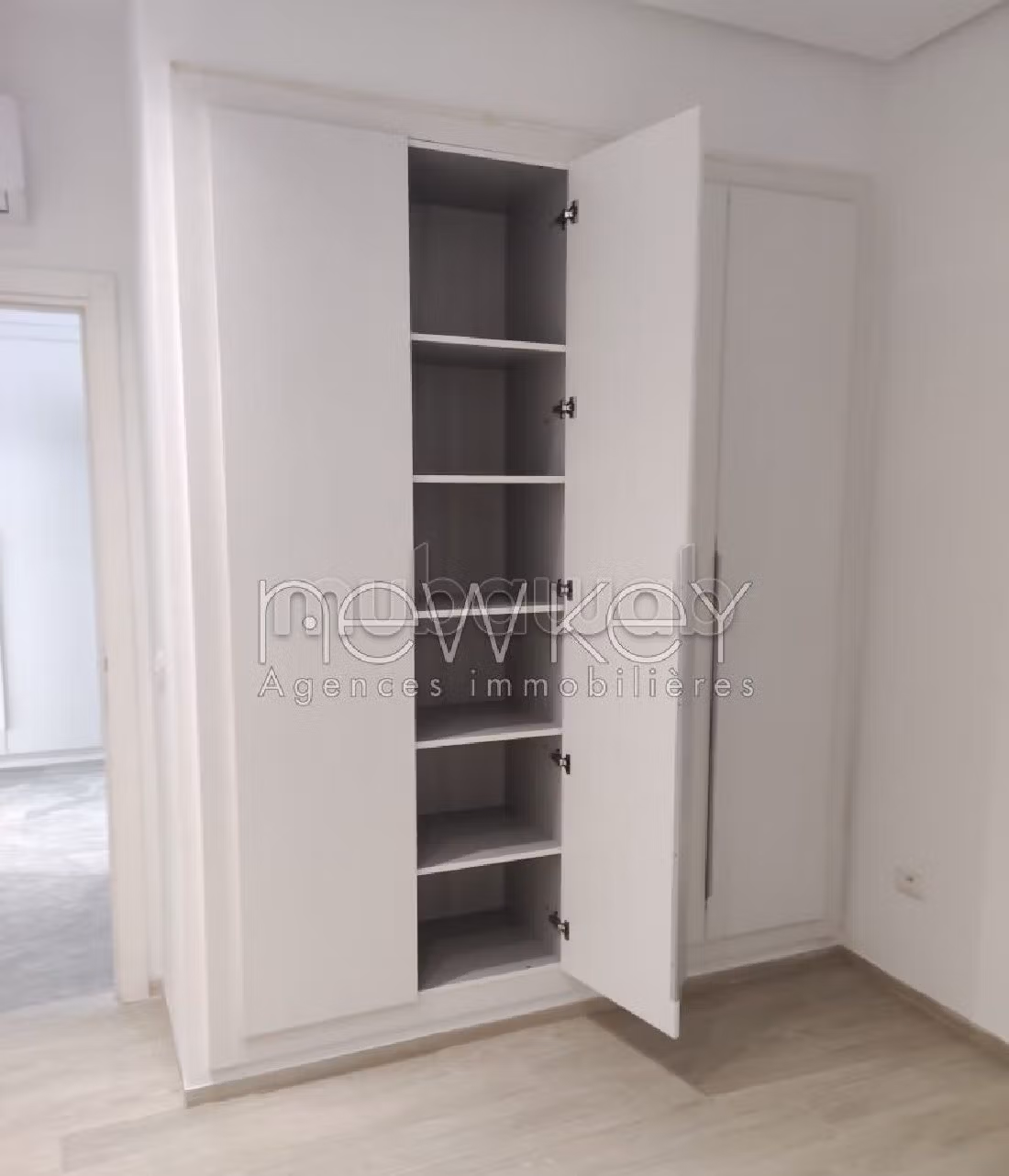 Fabulous apartment for sale in La Soukra. Area 130 m². Carpark, Balcony