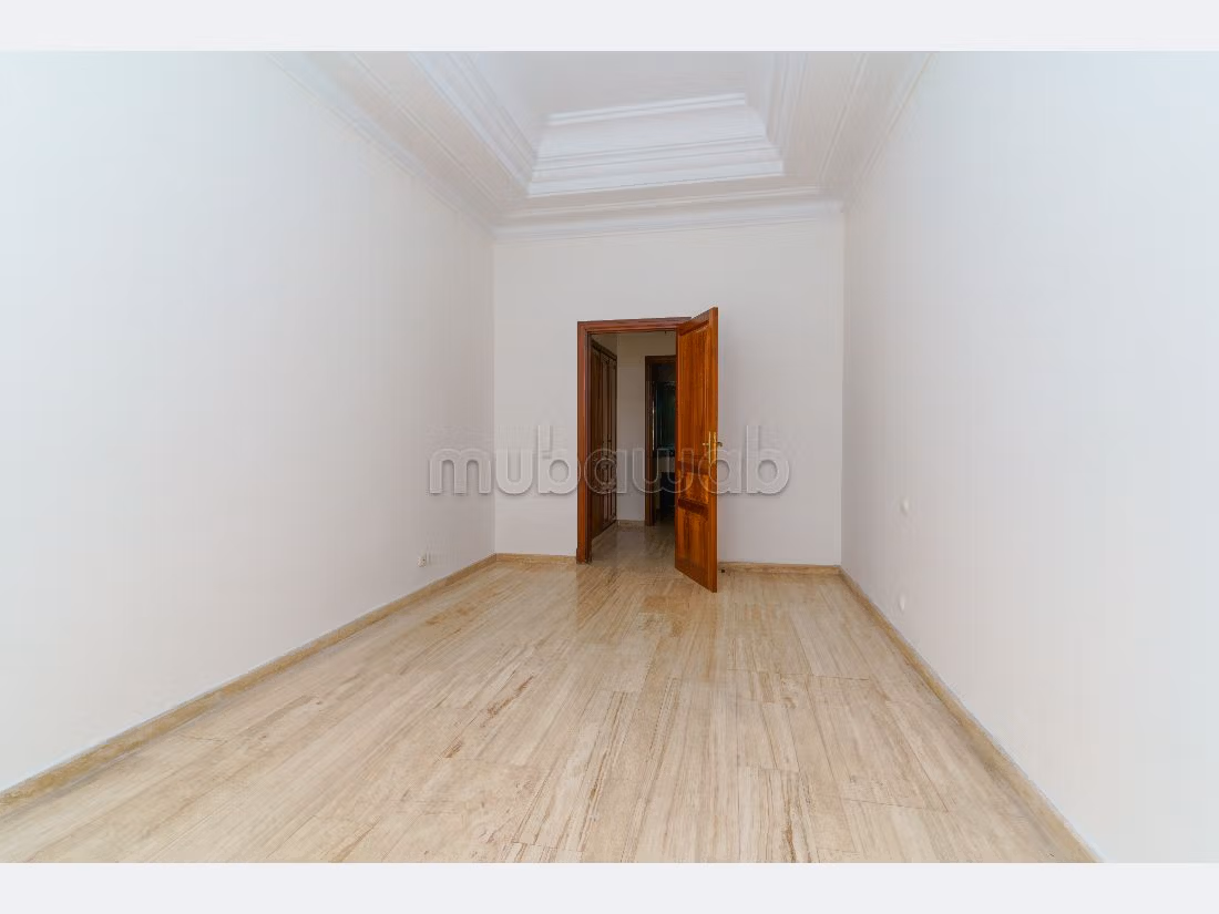 Vendita di uno splendido appartamento a Hay Haddaouia. 2 camere. Posto auto e ascensore