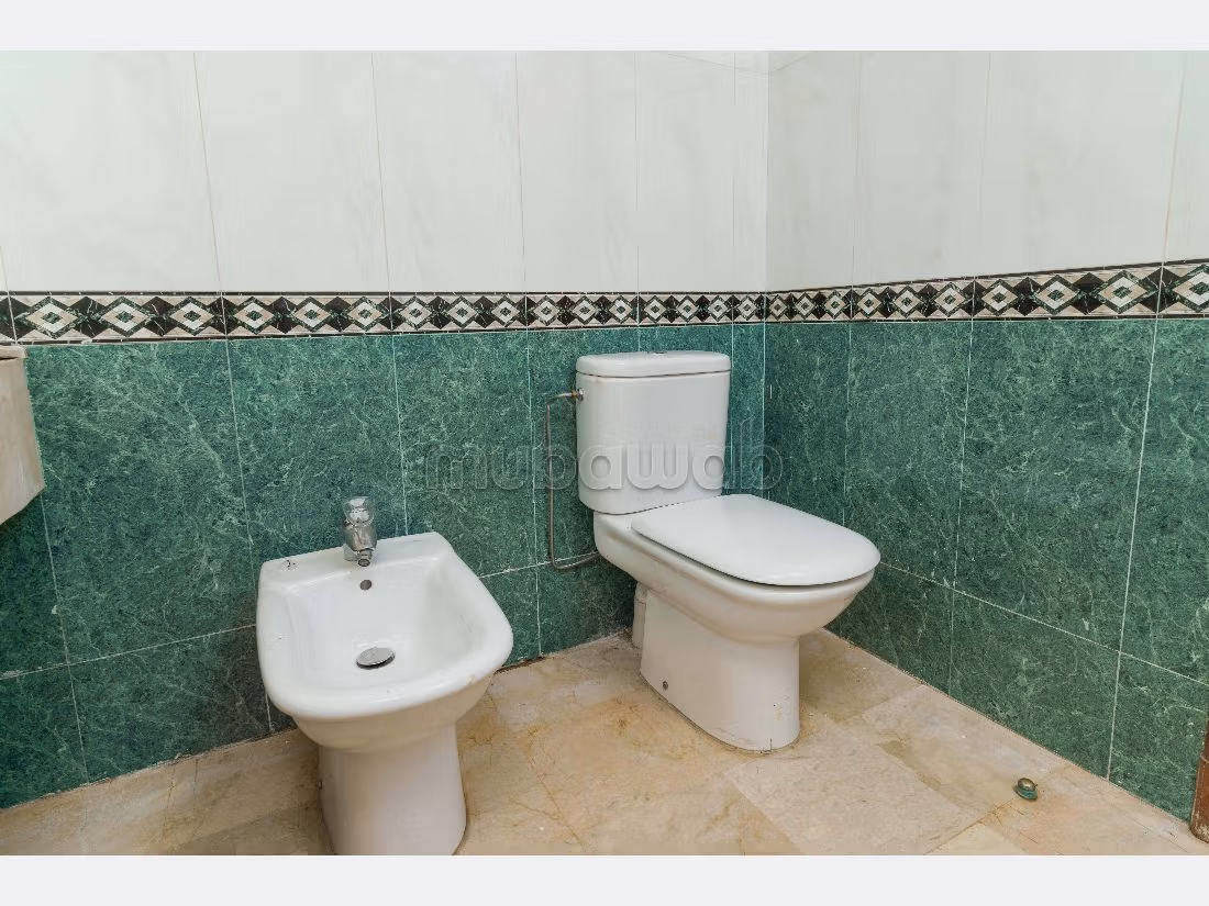 Vendita di uno splendido appartamento a Hay Haddaouia. 2 camere. Posto auto e ascensore
