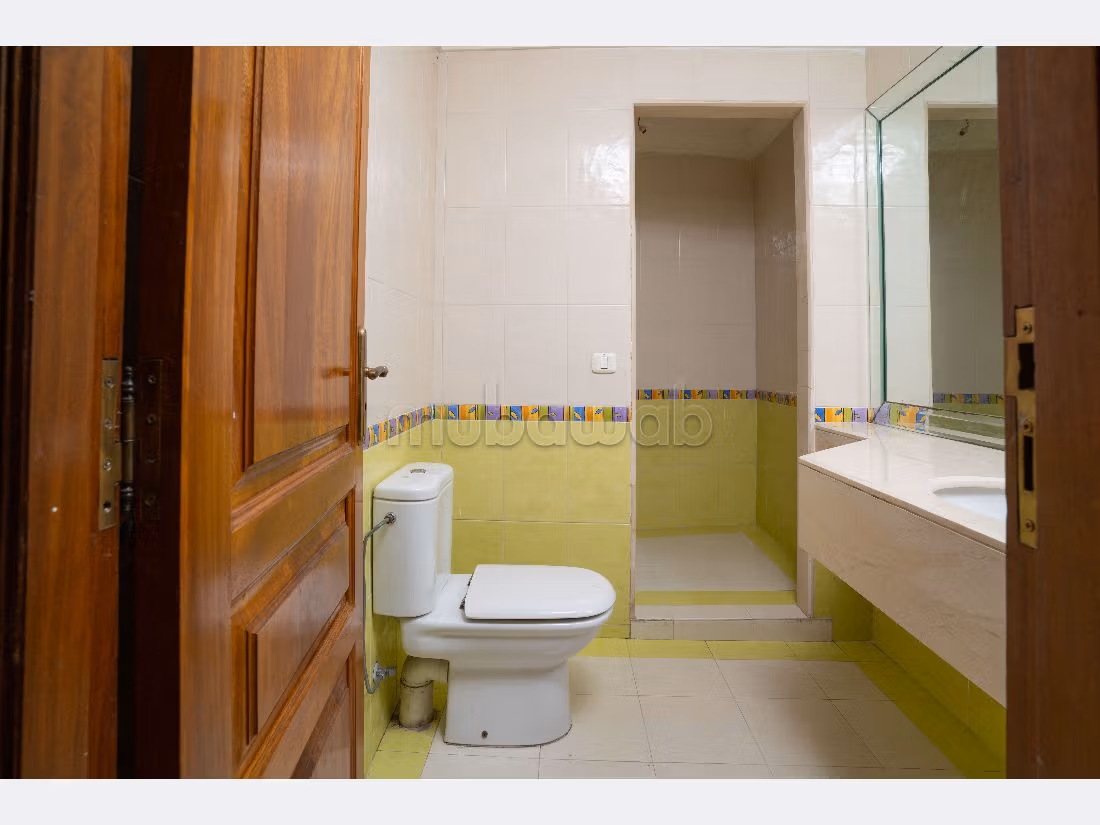 Vendita di uno splendido appartamento a Hay Haddaouia. 2 camere. Posto auto e ascensore