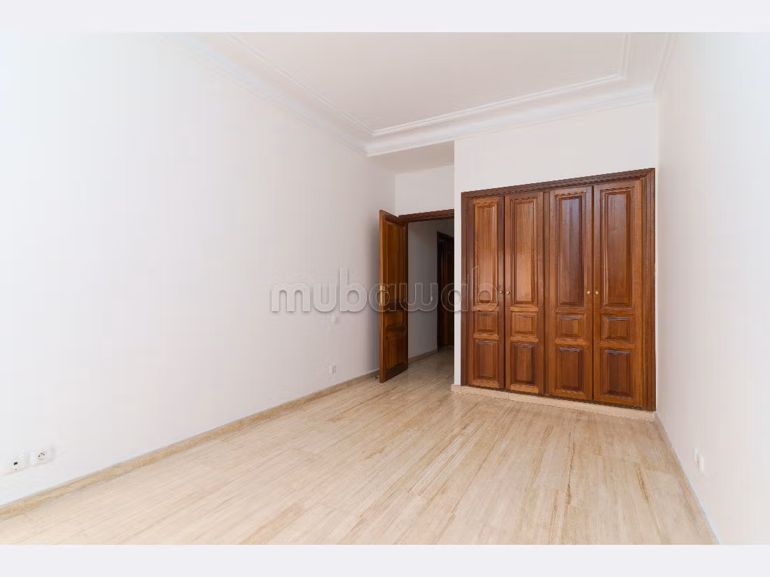 Vendita di uno splendido appartamento a Hay Haddaouia. 2 camere. Posto auto e ascensore