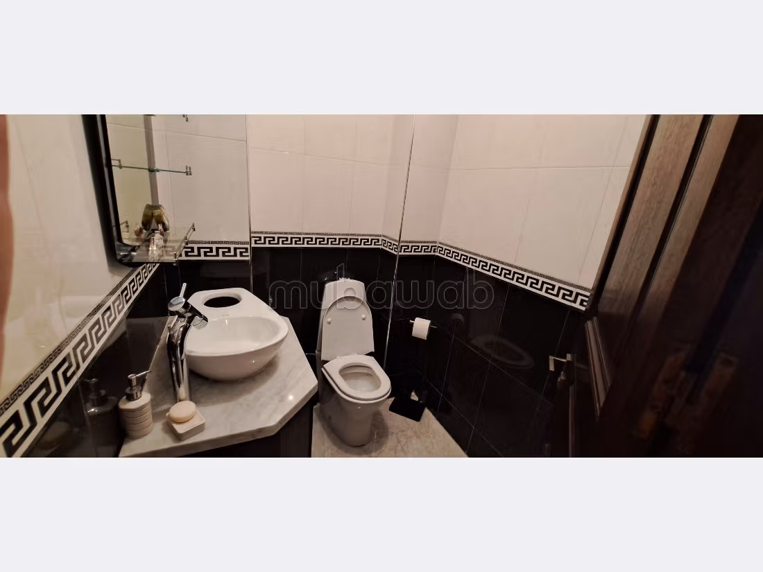 Appartement à Vendre de 208.0 m² à Casablanca, Hopitaux — 4