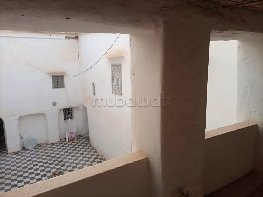 Vendita di uno splendido riad. 2 camere da letto. Splendida vista sulle montagne, doppi vetri.