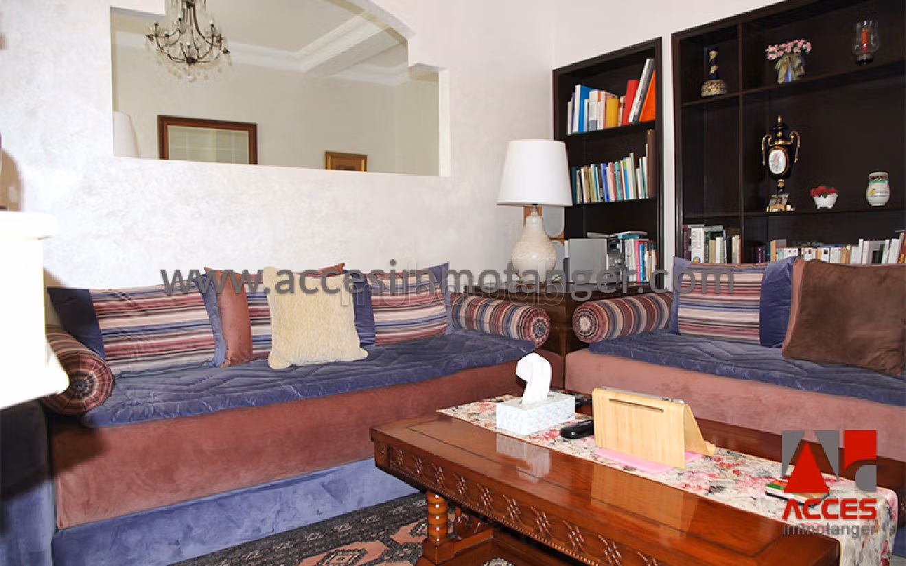 Villa de luxe à vendre avec vue sur mer, piscine