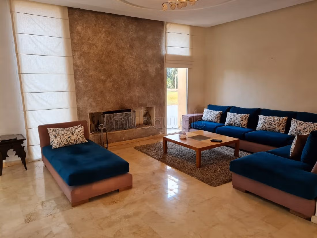 Casa de alto standing en venta. 7 habitaciones. Amueblado