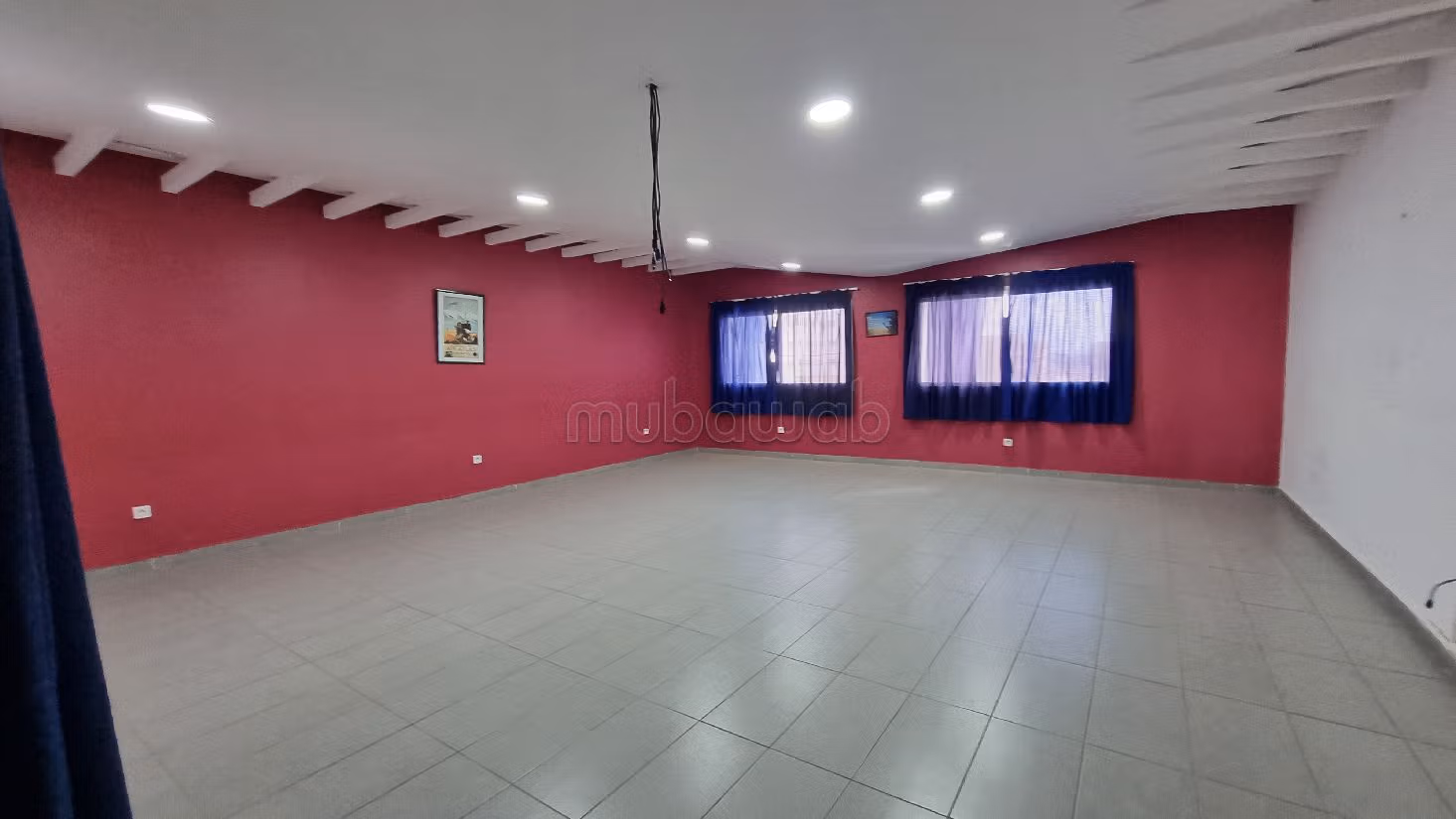 Offices & shops for sale in Agdal. Small area 2000 m². Thermal insulation and soundproofing, Air conditioning installation. 