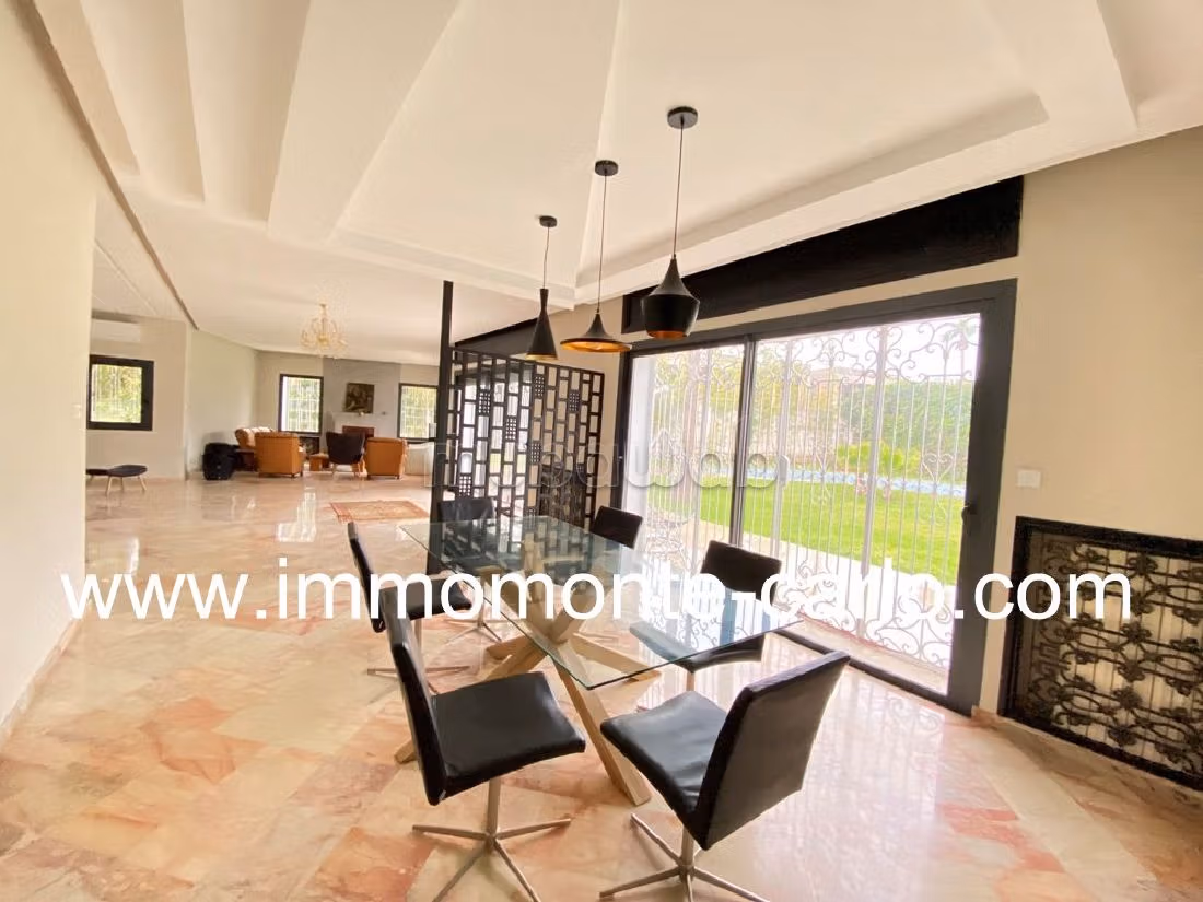 Agréable villa avec piscine à louer à Rabat