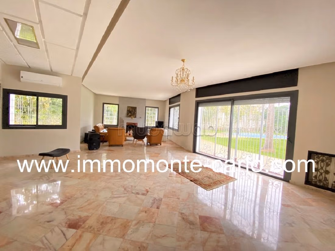 Agréable villa avec piscine à louer à Rabat