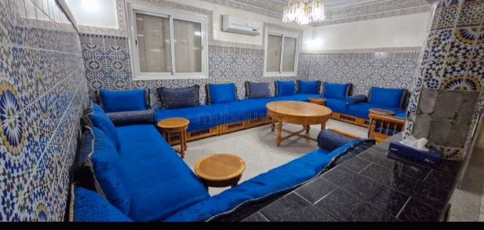 Casa en venta en Azli. 6 habitaciones confortables. Amueblado