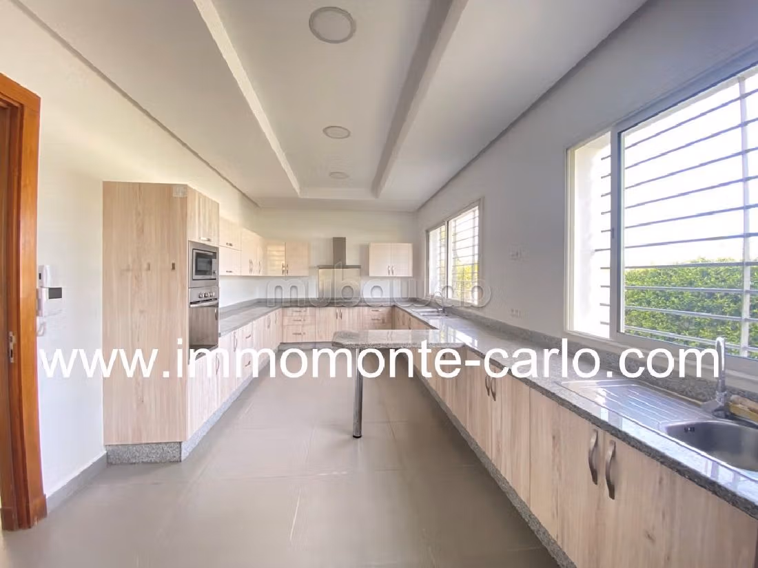 Villa d’architecte haut standing à louer Rabat