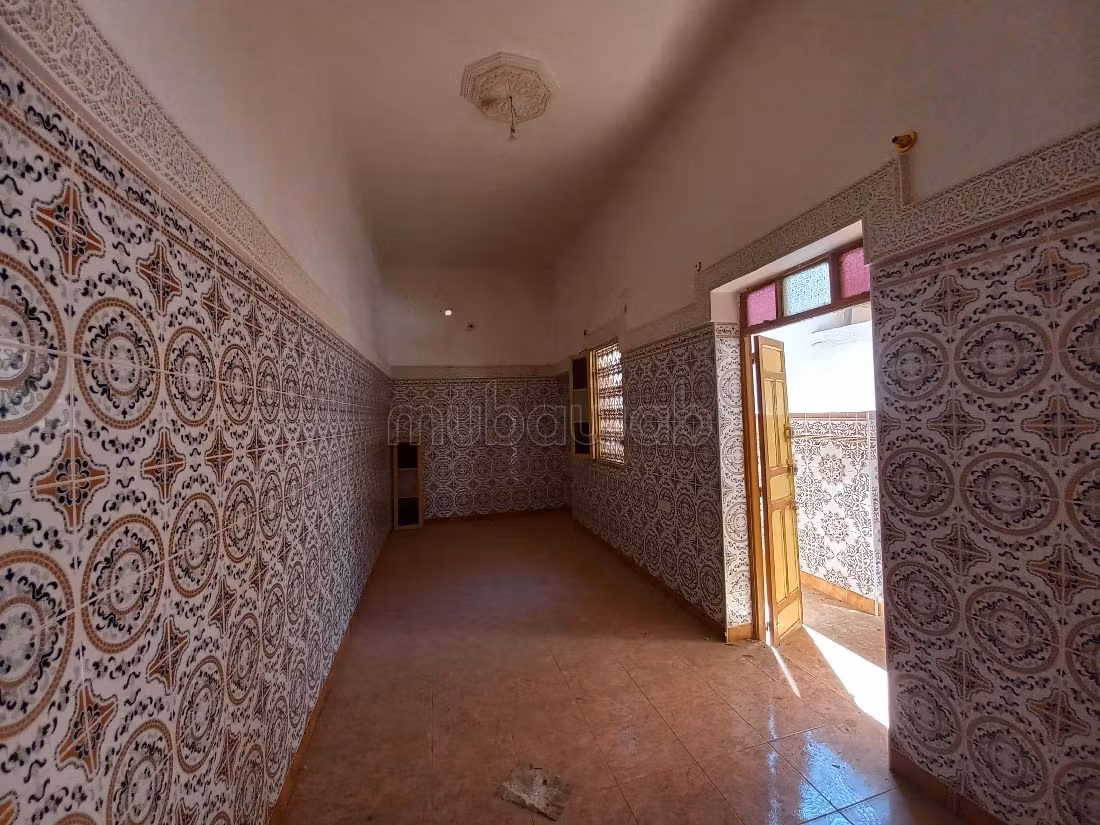 KASBAH, bright riad to renovate, ideal for a pied-a-terre