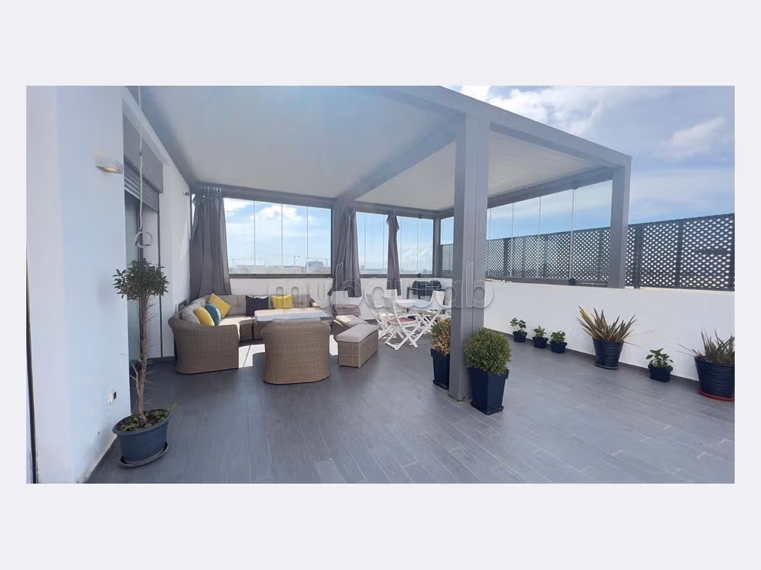 Find an apartment for rent in Souissi. 6 large rooms. Storage unit