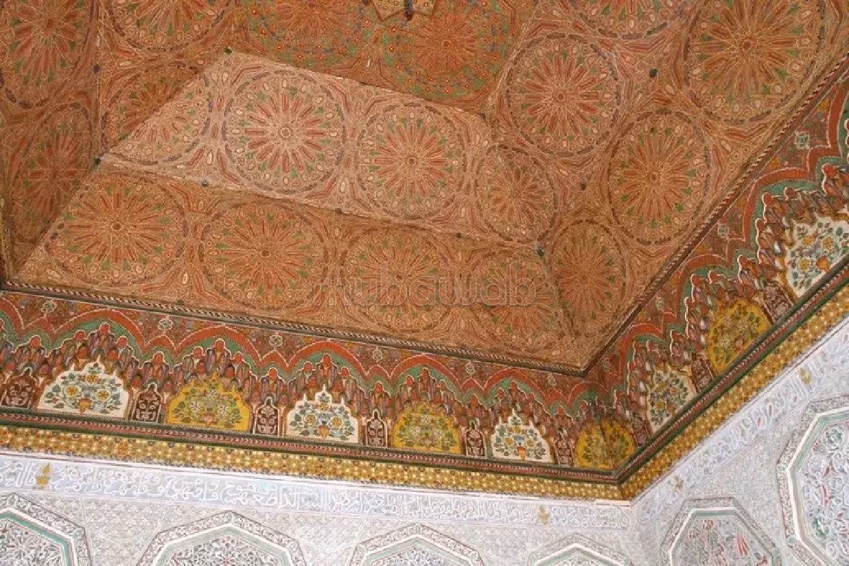 Riads kopen in Talaa. Totale oppervlakte 6000 m². Garage en mooi terras. 