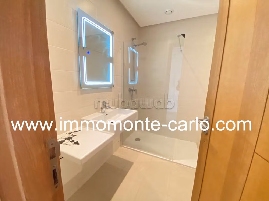 Apartment for rent in Souissi. 2 lovely rooms. Satellite dish and Reinforced door.