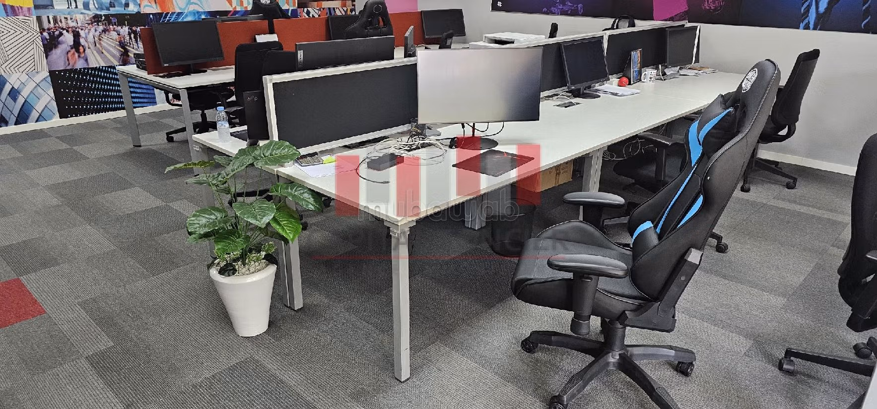 Oficinas en alquiler en Casablanca Marina. Área total 208 m². Con Ascensor, Estacionamiento