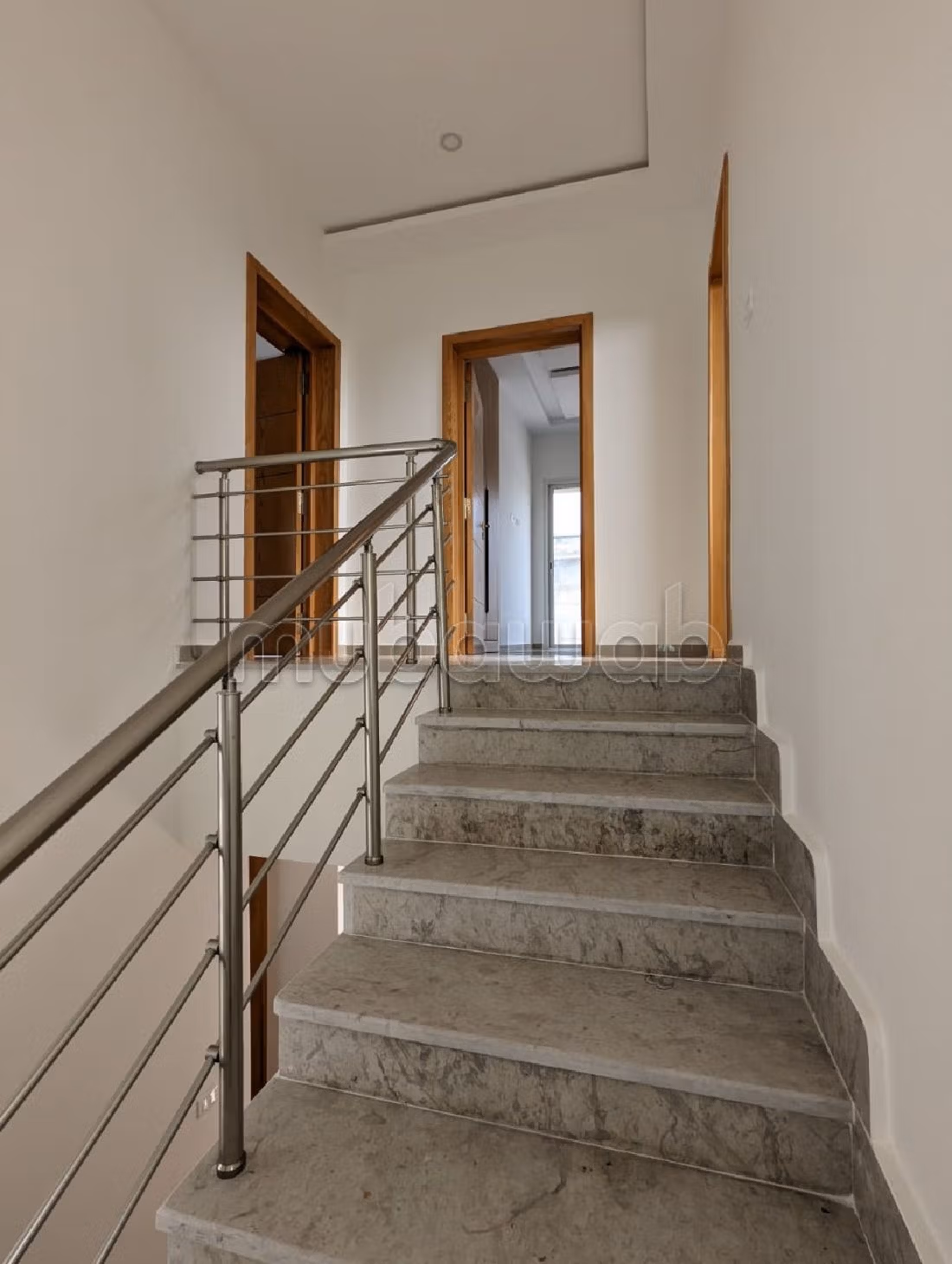 High quality house for sale in Djerba. 5 rooms. Swimming pool, air conditioning. 