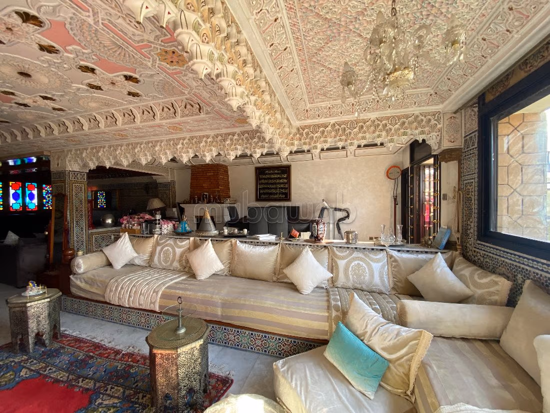 Appartement à Vendre de 189.0 m² à Casablanca, Beausejour