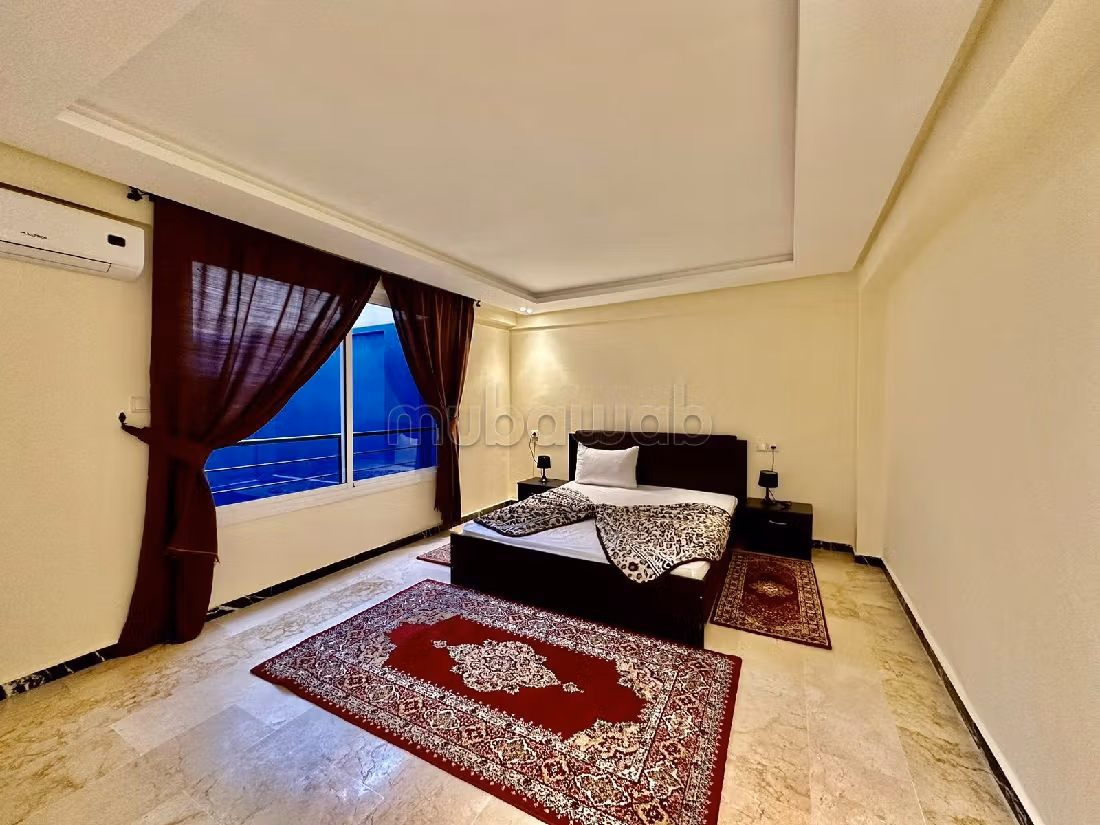 Apartments for rent in Guéliz. 11 comfortable rooms. Caretaker service available, air conditioning. 