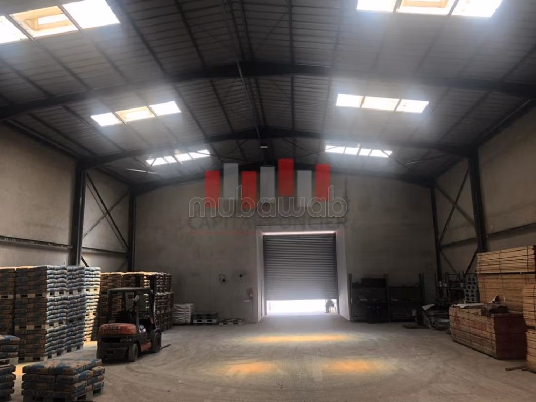 Oficinas y locales comerciales en venta en Sidi Maarouf. Gran superficie 900 m²