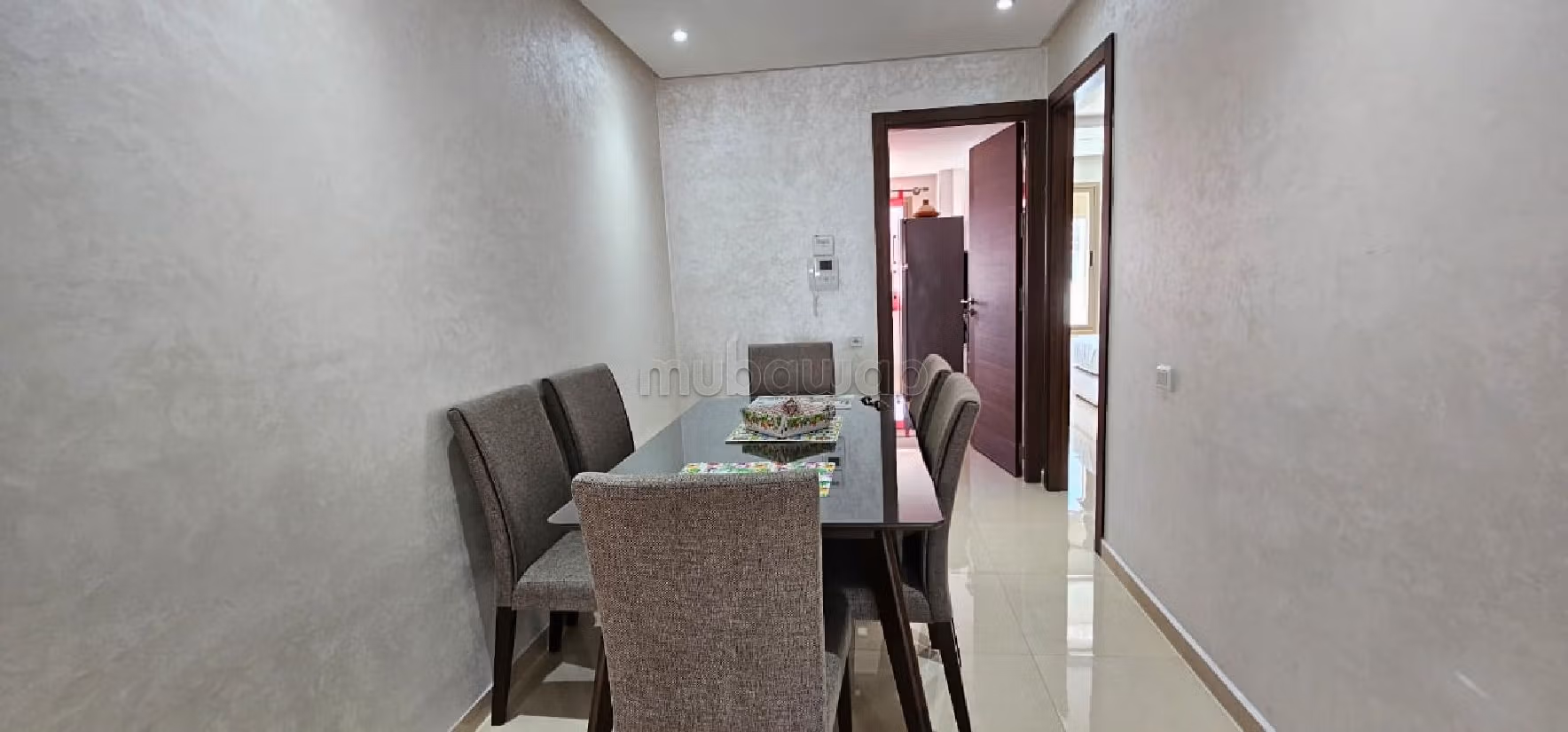 Appartementen om te huren in Harhoura. Totale oppervlakte 82 m². Garage en lift