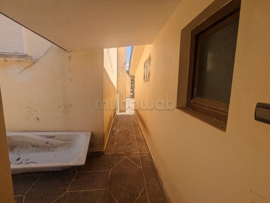 Proprietà in vendita a Atlas. Superficie totale 427 m². Impianto di riscaldamento. 