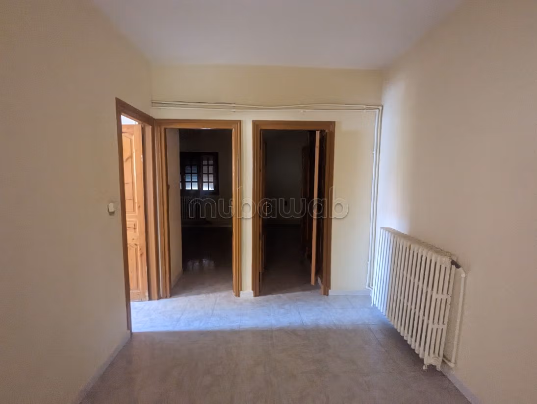 Proprietà in vendita a Atlas. Superficie totale 427 m². Impianto di riscaldamento. 