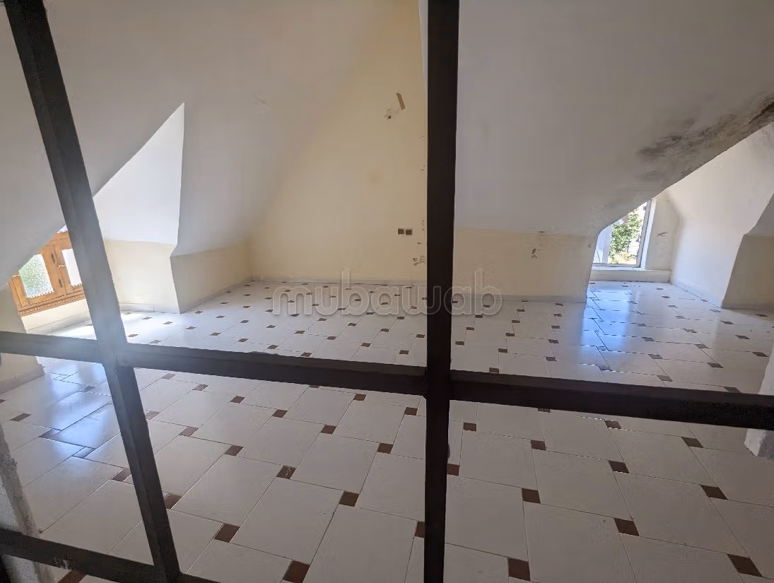 Proprietà in vendita a Atlas. Superficie totale 427 m². Impianto di riscaldamento. 