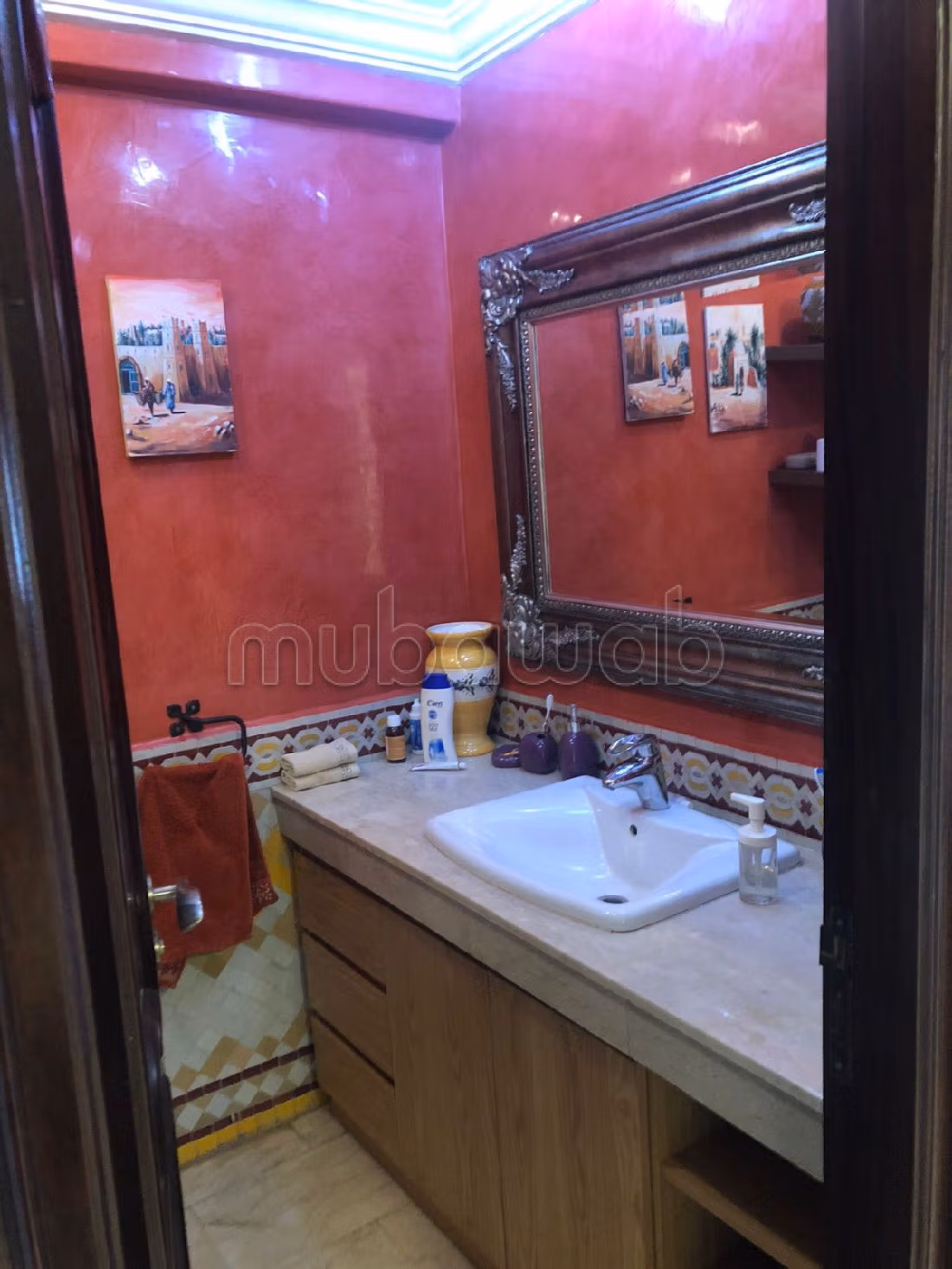 شقة للشراء بفال فلوري. المساحة 173 م². شرفة ومصعد