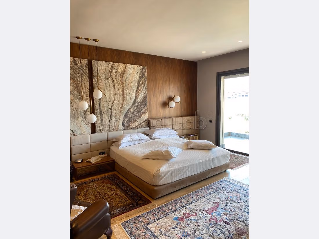 Casa de alto standing en venta en Ville Verte. 3 hermosas habitaciones. Mobiliario nuevo. 