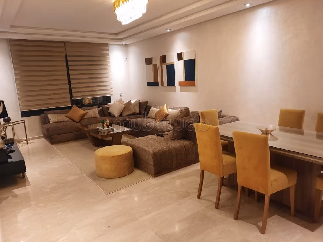 Affitto di uno splendido appartamento a Les princesses. 3 ampi locali. Climatizzazione. 