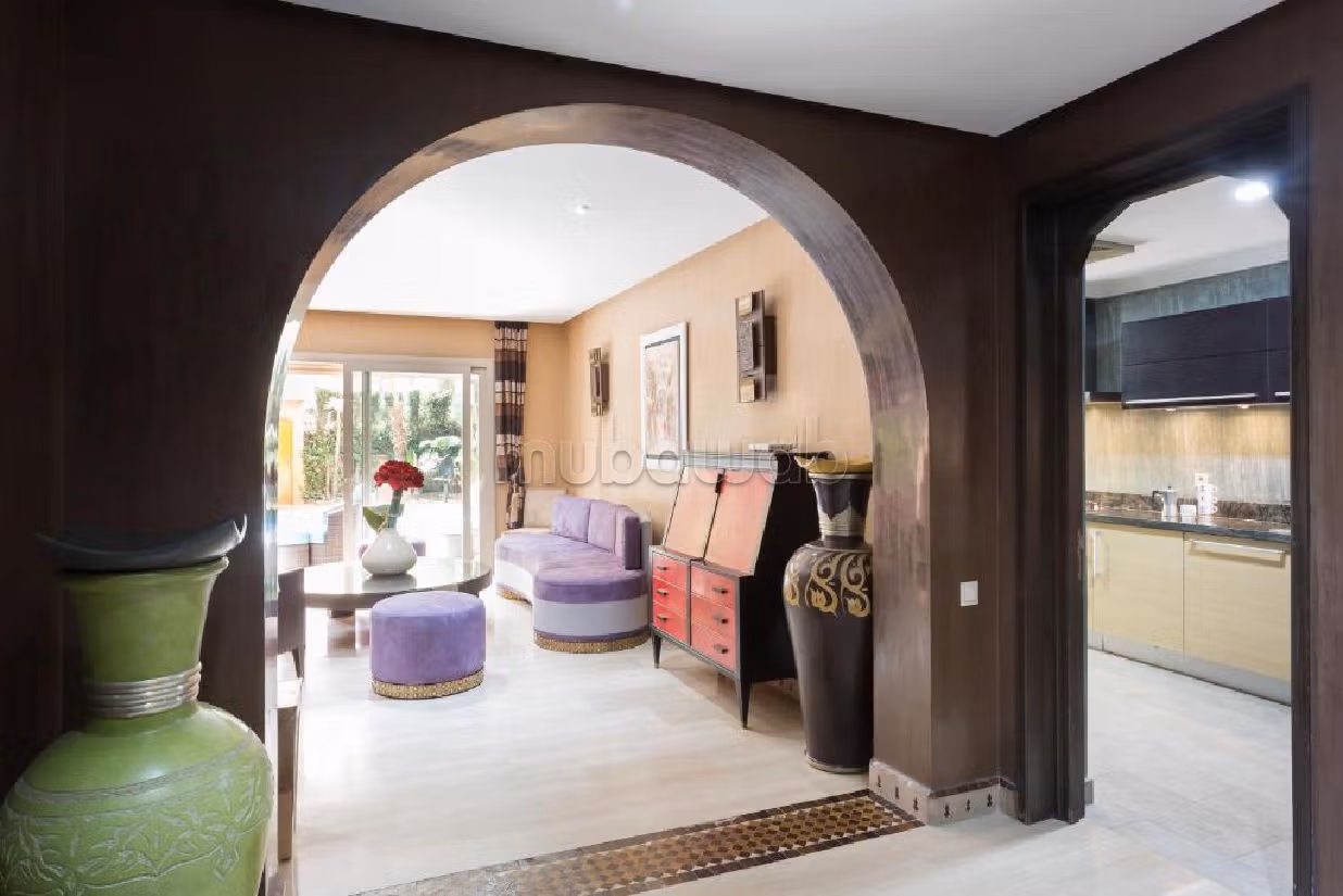 Superbe appartement à vendre à Hivernage. 3 chambres. Meublé