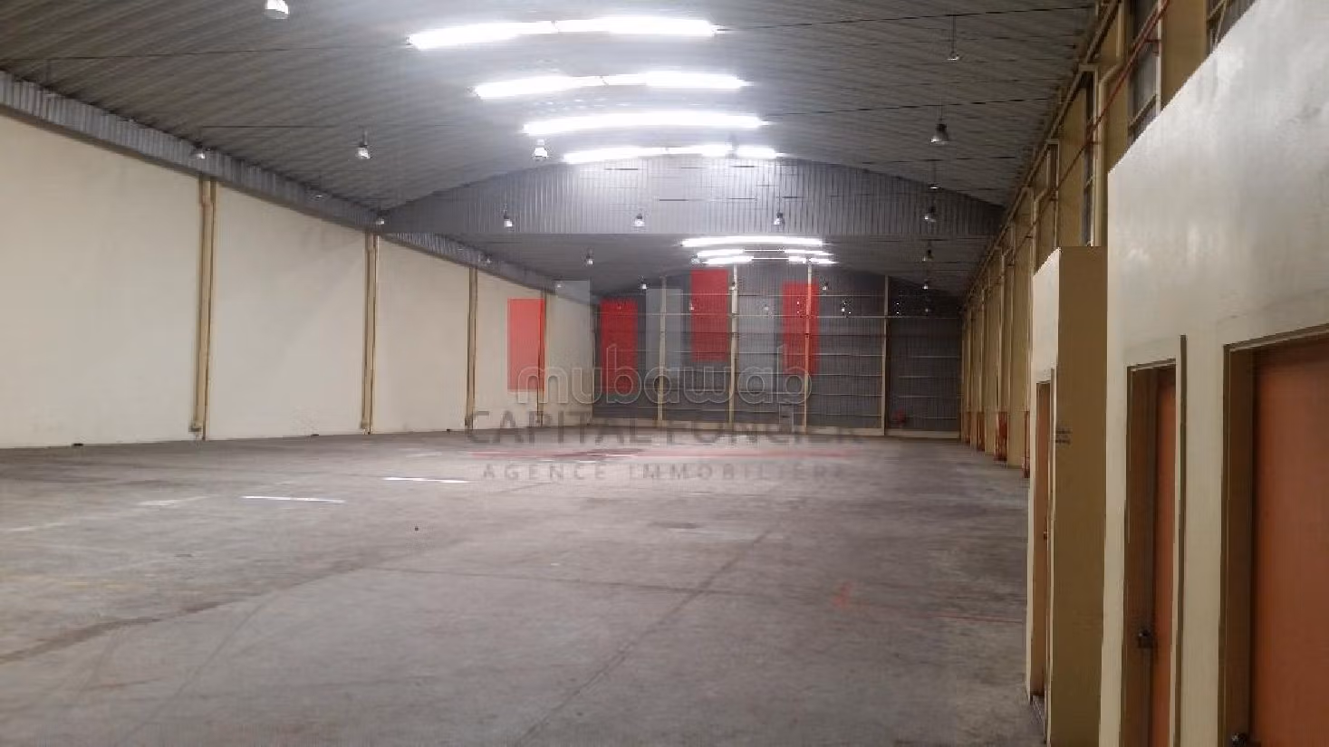 Unité industrielle de 6.000 m2 de surface couverte 600 m2 de bureaux a la location au sein d un parc industriel a ain sebaa