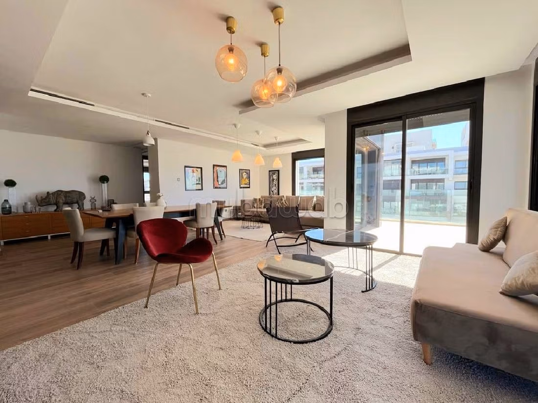 AIN DIAB/Appartement 210m terrasse 60m vue mer 2 chambre — 5
