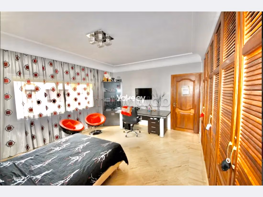 Casa de lujo en venta en Laymoune. 4 dormitorios. Aire condicionado integrado