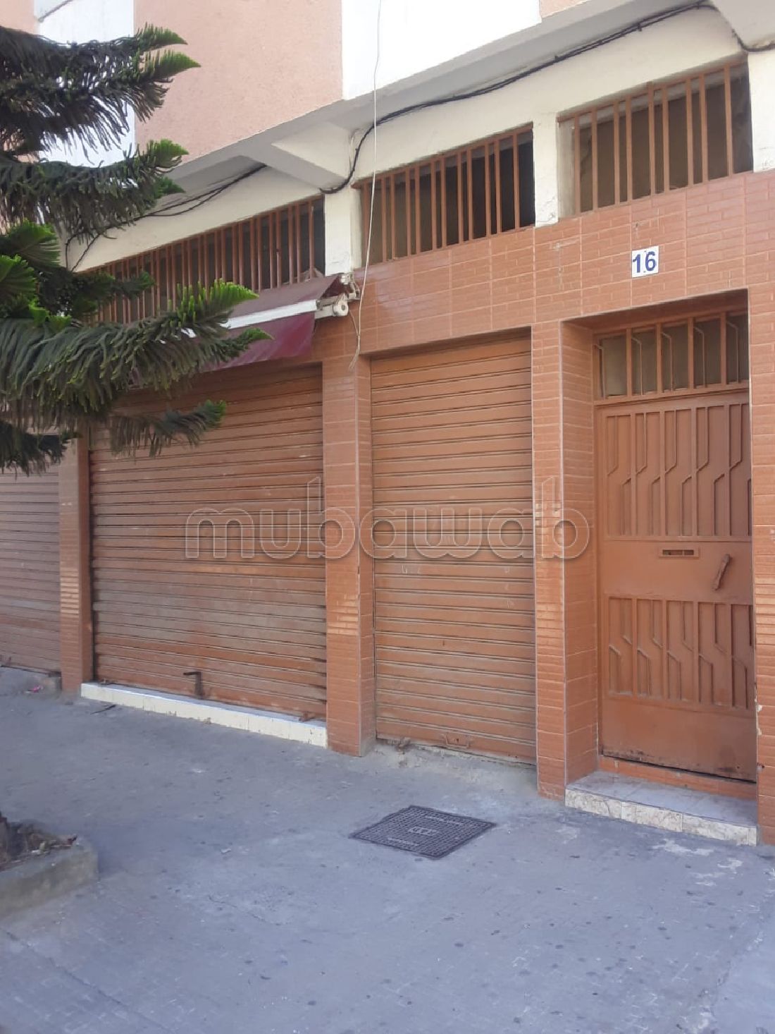 Apartment for sale in Oulfa. 4 large living areas. Mubawab