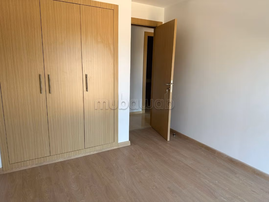 Nu huren: appartementen in Casablanca Finance City. 3 Ruimtes. 