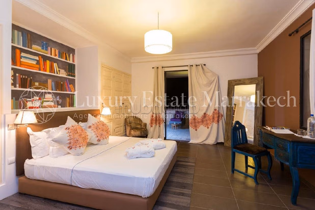 Villa de lujo en venta en Route Amizmiz. 5 bonitas habitaciones. Bien decorado. 