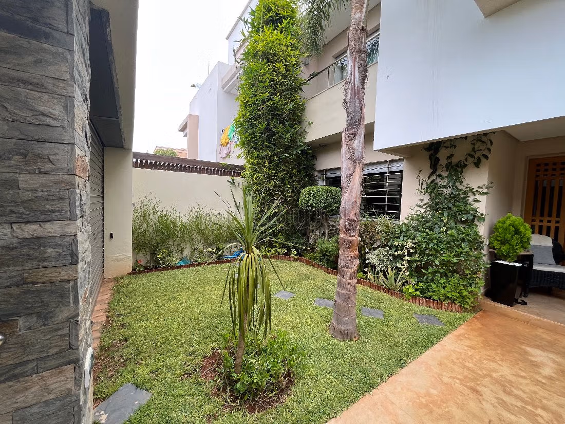 Villa à vendre à Darbouazza proche de Casablanca