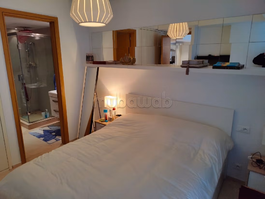 Studio haut standing à CFC meublé entiérement