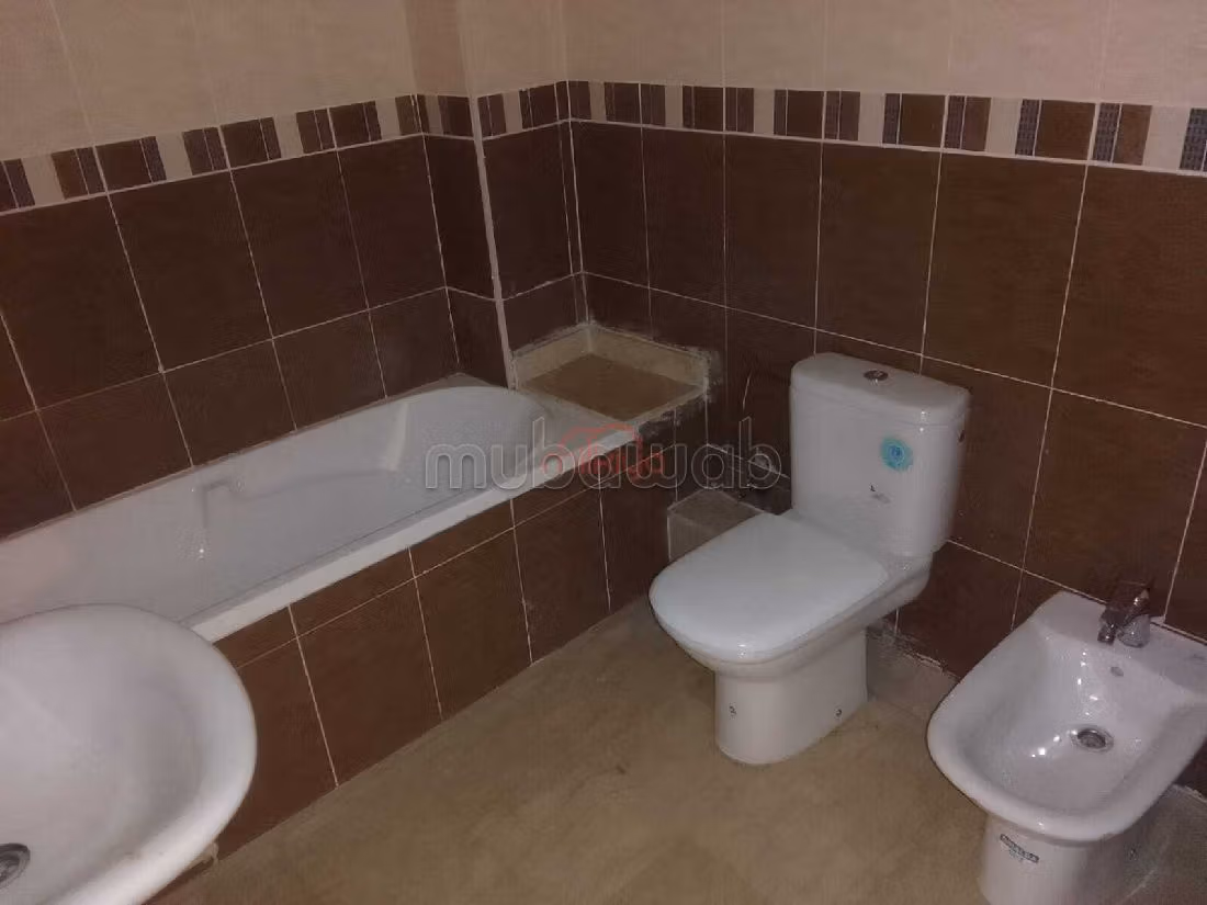 Sell apartment. Total area 247 m². Parking spaces and terrace