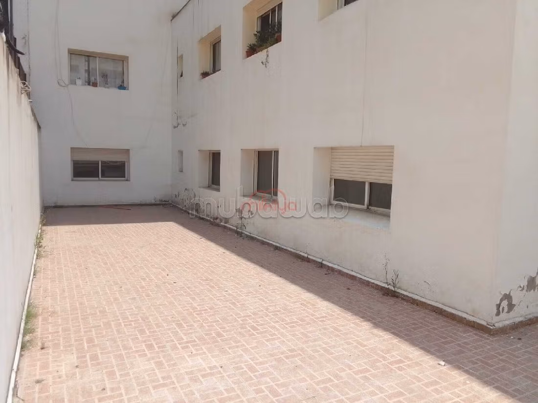 Sell apartment. Total area 247 m². Parking spaces and terrace