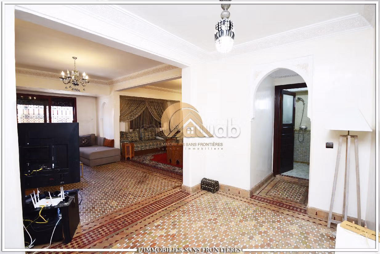 Apartment for sale in Samlalia. 2 rooms. Parking spaces and terrace