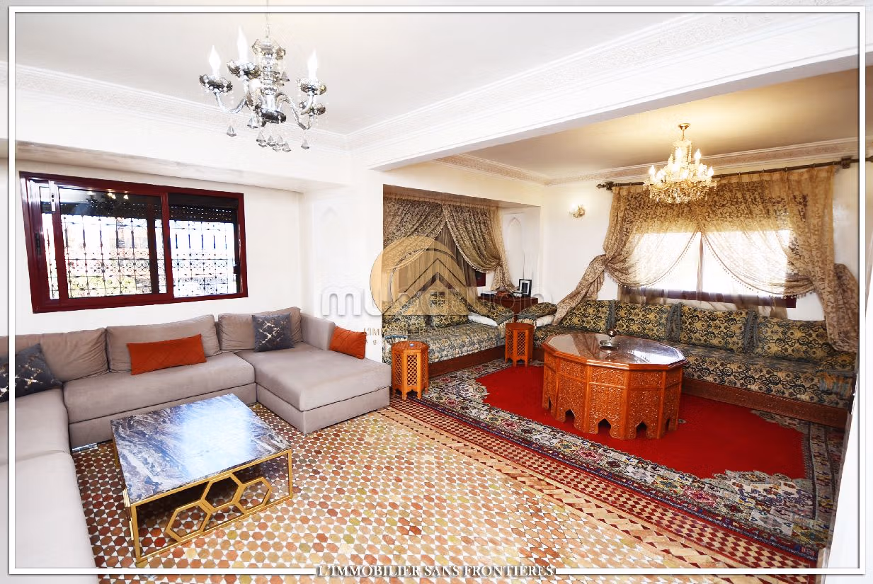 Apartment for sale in Samlalia. 2 rooms. Parking spaces and terrace