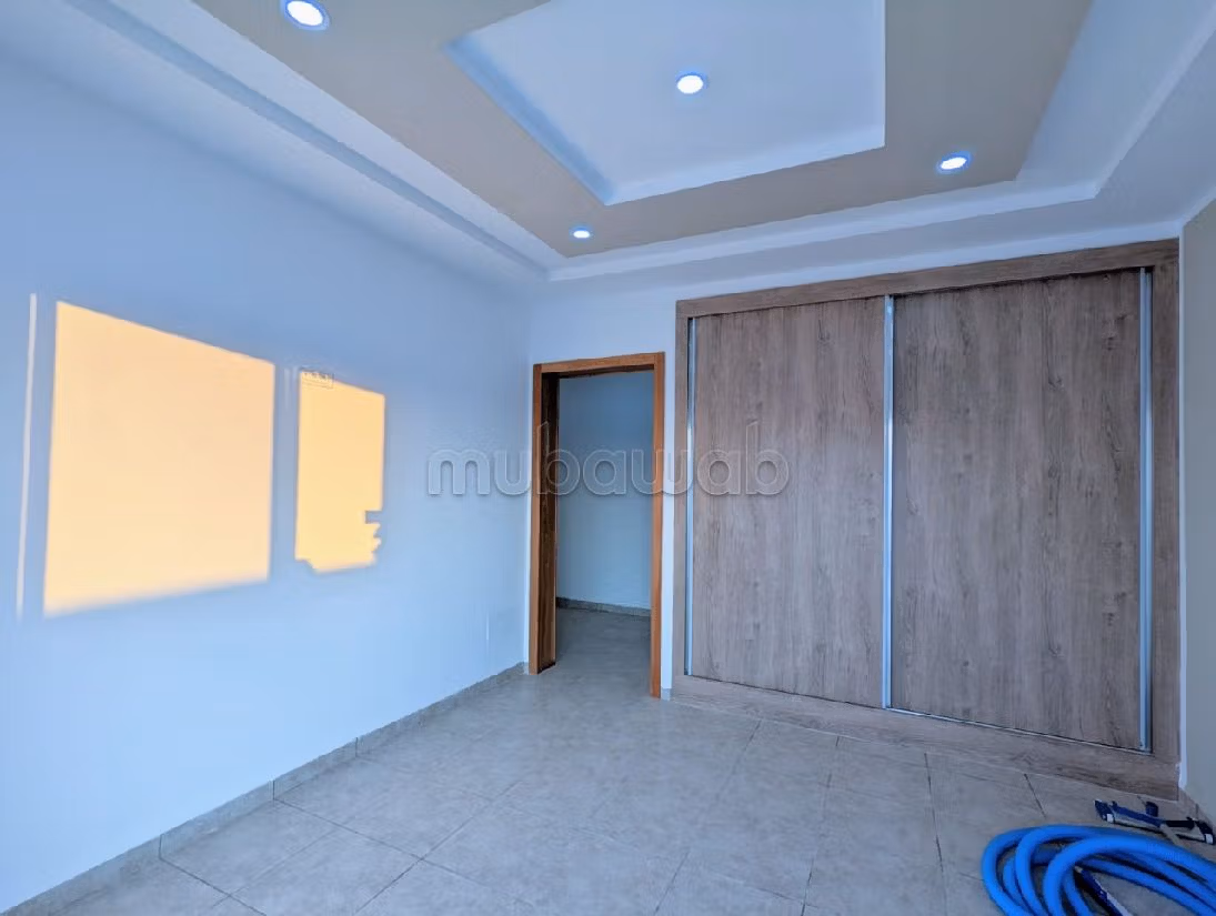 فيلا فخمة للبيع ب جربة. 3 غرف ممتازة. إقامة بالمسبح. 