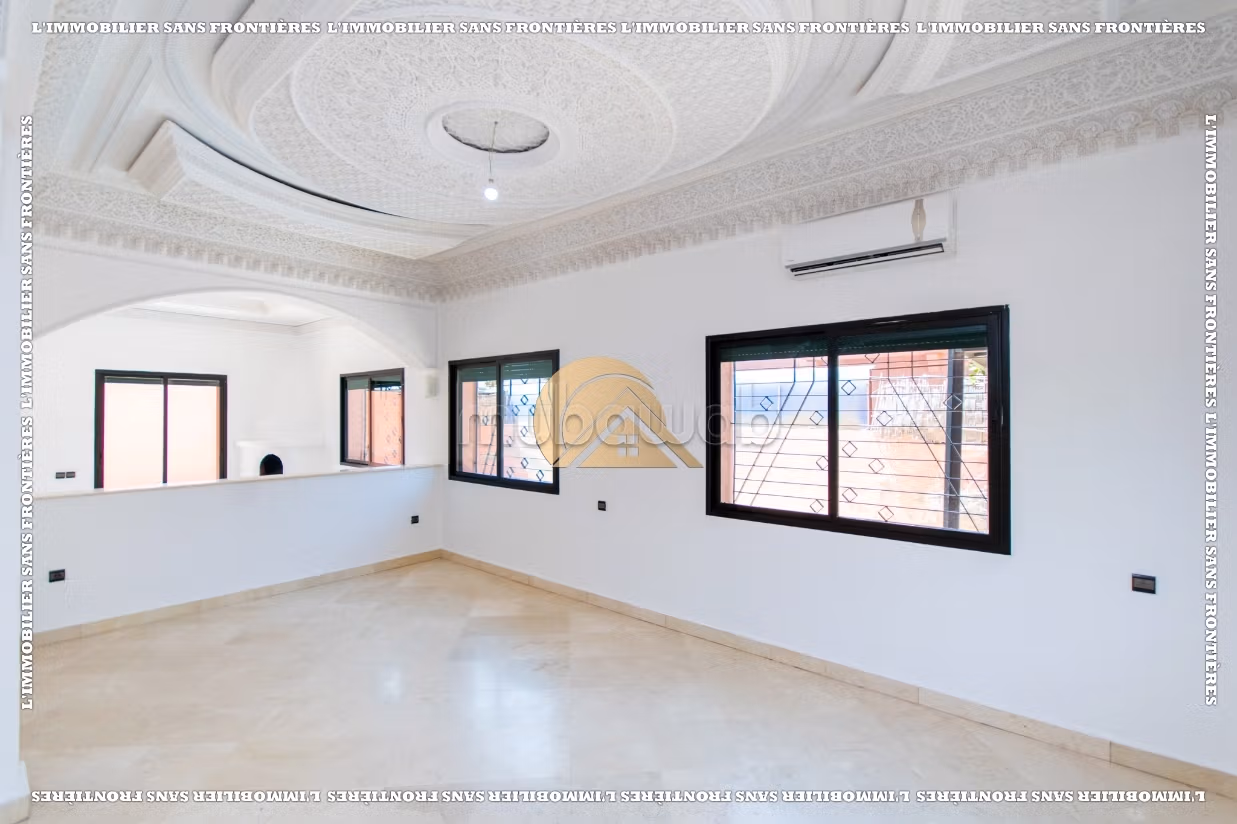 Villa vide à vendre de 350m², avec piscine privée, Targa