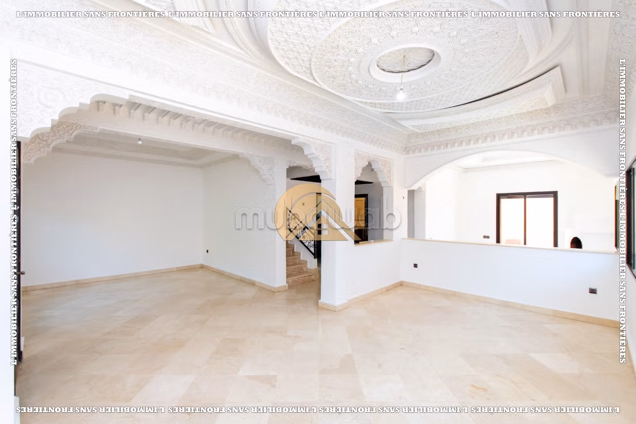 Villa vide à vendre de 350m², avec piscine privée, Targa