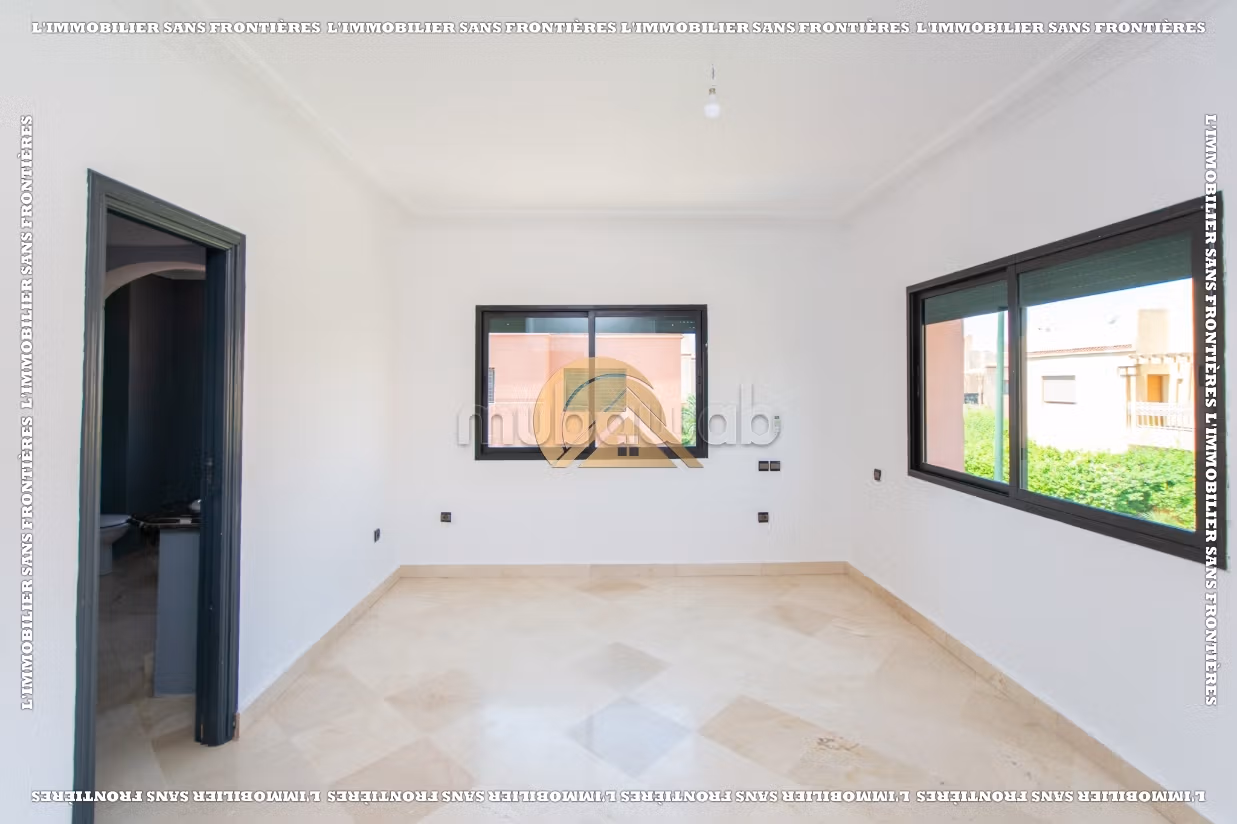 Villa vide à vendre de 350m², avec piscine privée, Targa